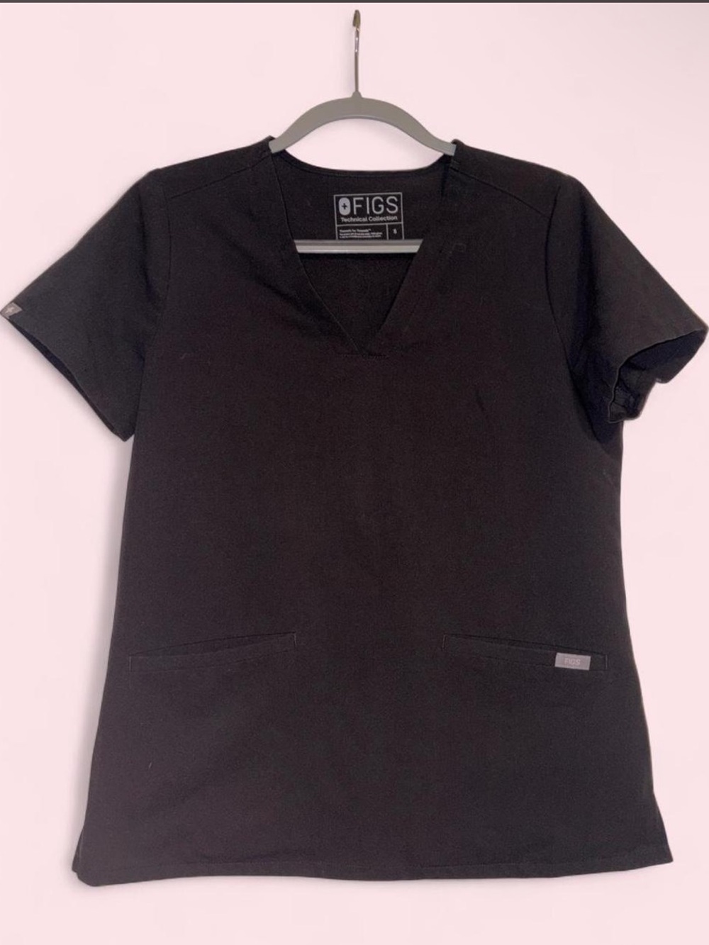 FIGS Black Casma Scrub Top
